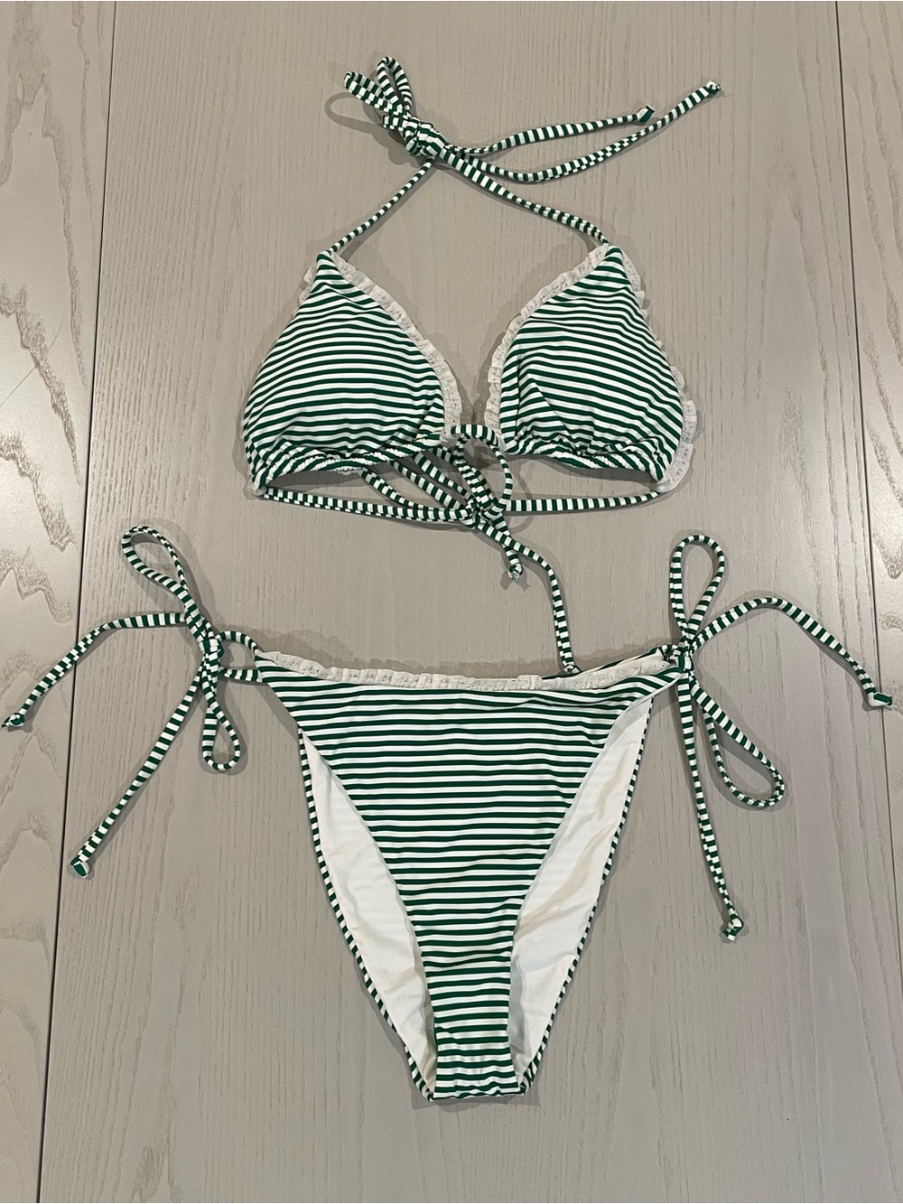 Dippin Daisys Vespa Palm/Bondi Triangle Bikini Set (Green/White) - Size Medium